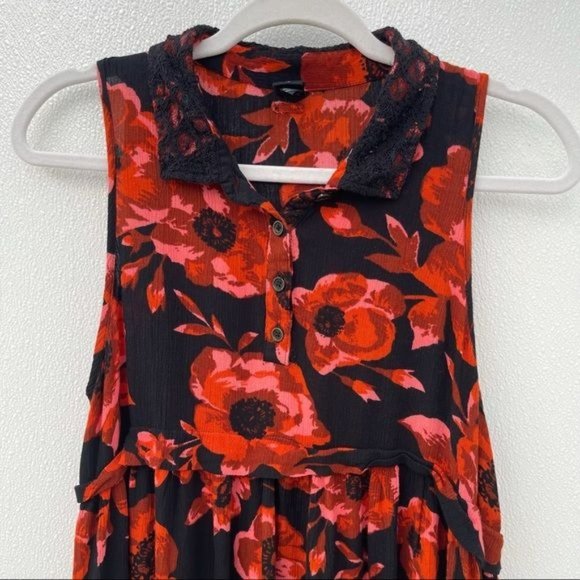 *50% OFF! Volcom lace floral dress button top black red - Picture 2 of 7